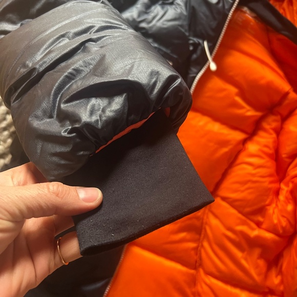 Sold - Picture 4 of 7